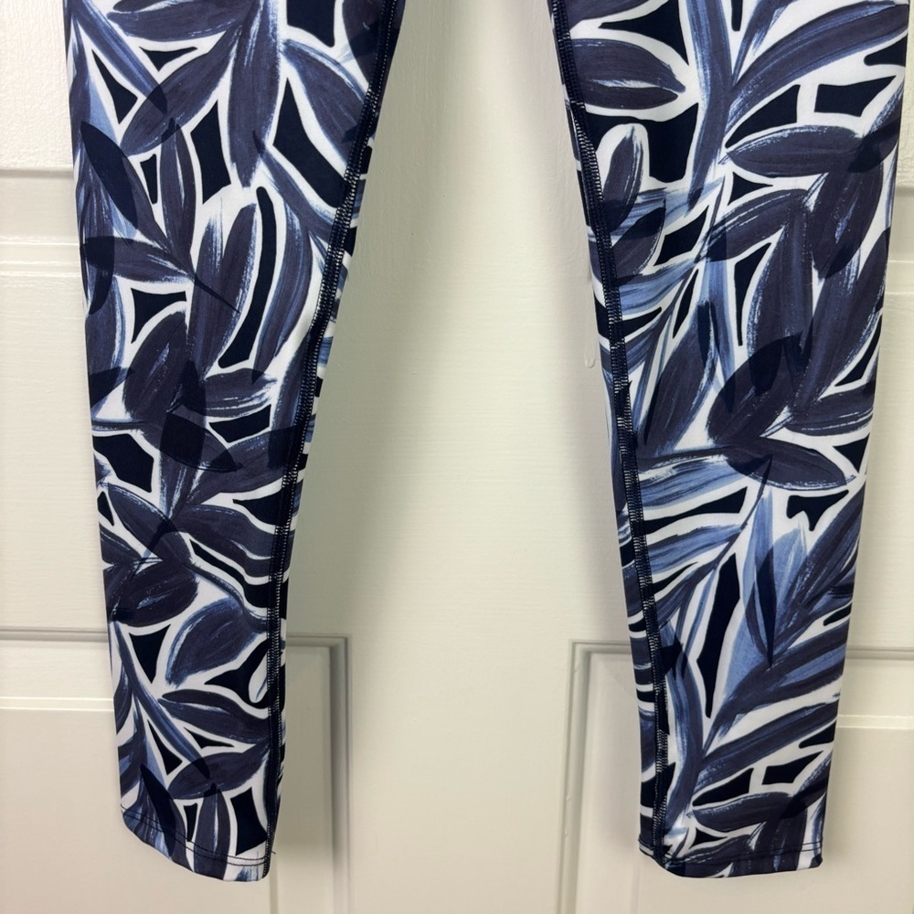Sage Collective NWT Leggings and Sports Bra Set Size Small - Picture 4 of 14